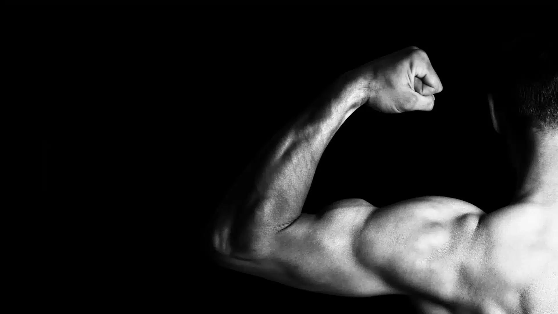 Musclez vos épaules et deltoïdes : exercices et programme pour gagner en force et en définition